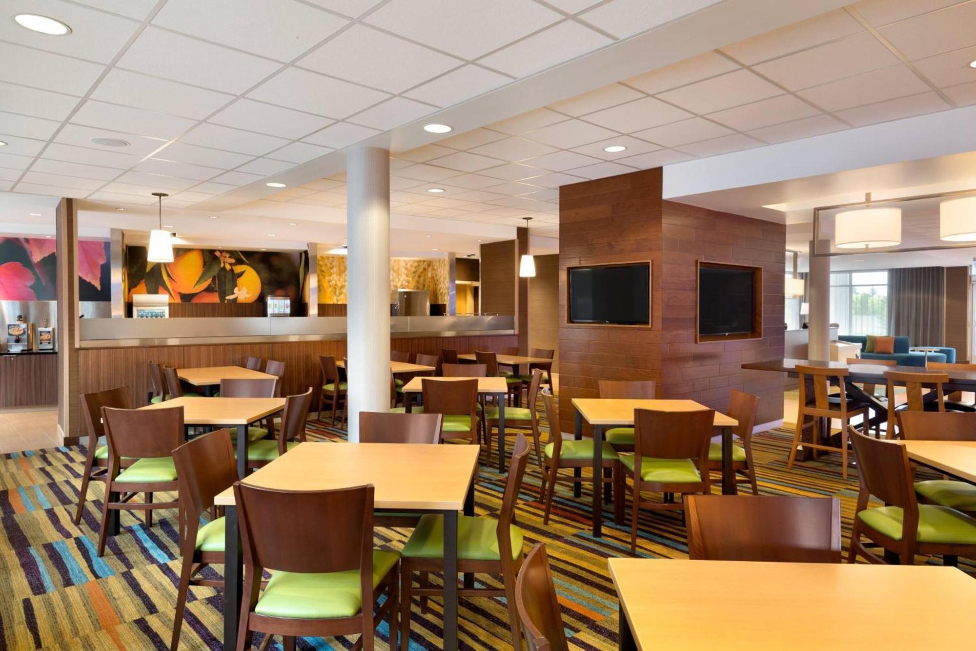 Fairfield Inn & Suites By Marriott Lancaster East At The Outlets Smoketown  Exterior foto